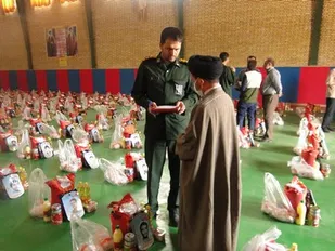 توزیع 1200سبد کالای مهر کریمیانه