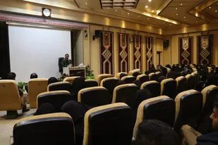 فضای مجازی می تواند موتور محرک ظرفیت های استان باشد