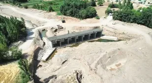 حل مشکل راه های ارتباطی روستاها به همت جهادگران بسیج سازندگی استان قزوین