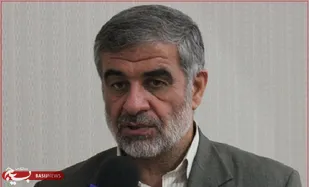 مسئولین استان درباره چرایی سفر سفیر انگلیس به یزد به مردم توضیح دهند