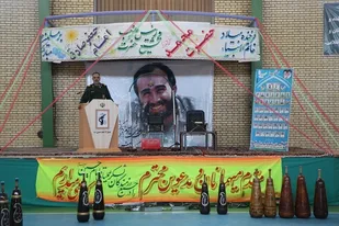 مراسم جشن میلاد پیامبر رحمت و رئیس مذهب تشیع  علیه السلام همراه با اجرای ورزش باستانی وزور خانه ای
