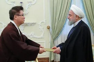 آقای سفیر! از سعدی خواندید اما عمل تان ماکیاولی است!