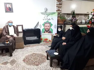 حجت الاسلام علی اکبری: رهبری فرمودند سلام مرا به خانواده شهید برسانید