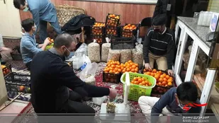 آماده کردن 250 بسته یلدایی توسط بسیجیان حوزه امام جواد(ع)