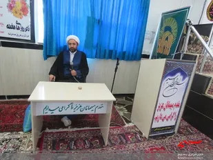 انقلاب و دفاع مقدس تمدن اسلامی را در جهان  پایه گذاری کرد