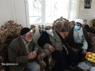 ادامه مسیر شهدا و پایبندی به آرمان های شهدا جامعه اسلامی را از شر تهدیدات دشمنان نجات خواهد داد