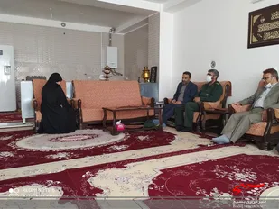 دیدار رئیس سازمان بسیج سازندگی کشور با خانواده شهید داود مرادخانی+تصویر