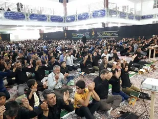 شب ۲۱ رمضان و دومین شب از لیالی قدر در مصلی بزرگ شهرستان لردگان