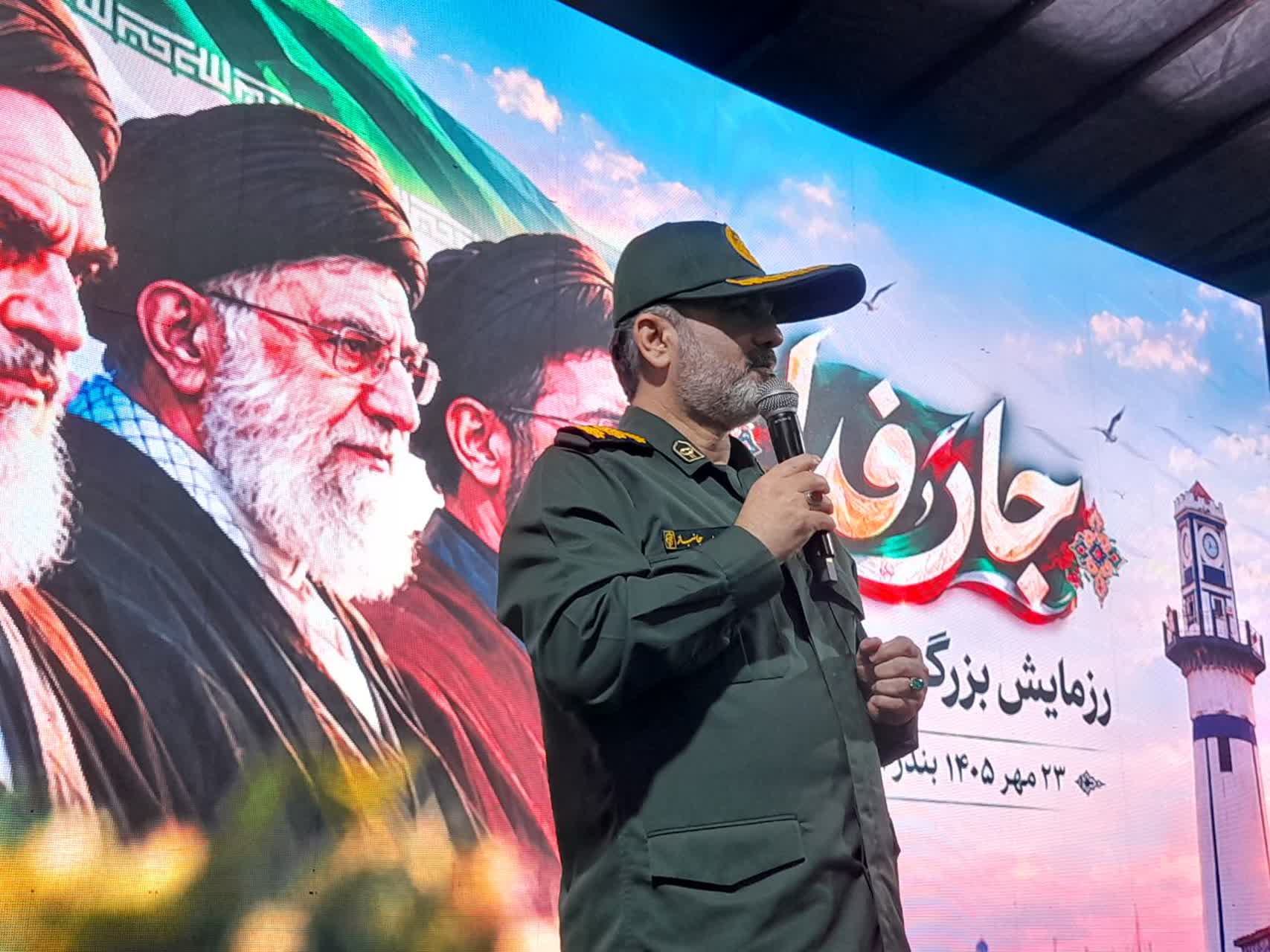 حضور مردم در صحنه، ضامن ایستادگی در برابر تهدیدهاست