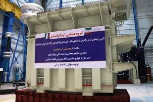 &nbsp;رونمایی از بزرگترین ترانسفورماتور کوره قوس الکترونیکی ساخته شده در کشور در شهرستان مهدیشهر+ عکس