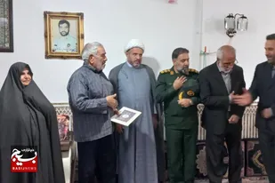 قلم و دوربین خبرنگاران، سلاح مقابله با دشمن در جنگ ترکیبی است