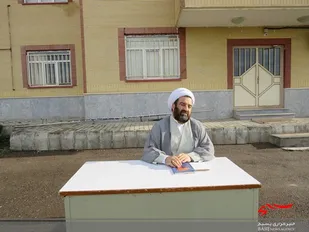 سپاه و بسیج وامدار هیچ جریان و حزبی نیست