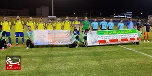بازیکنان نفت مسجدسلیمان قبل از بازی با نفت آبادان شارژ مالی شدند