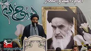 سخنان امام جمعه شهرستان در مراسم بدرقه زائران اعزامی به مرقد امام راحل
