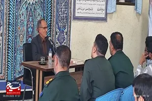 جهاد تبیین و نشست بصیرتی در شکوفایی جامعه، افزایش سطح علمی و بینش سیاسی کارکنان حائز اهمیت است