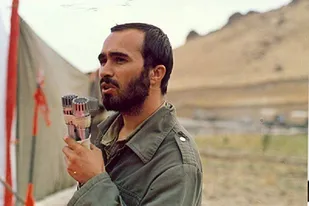 سرداری که می گفت جلوی پای من بلند نشوید!