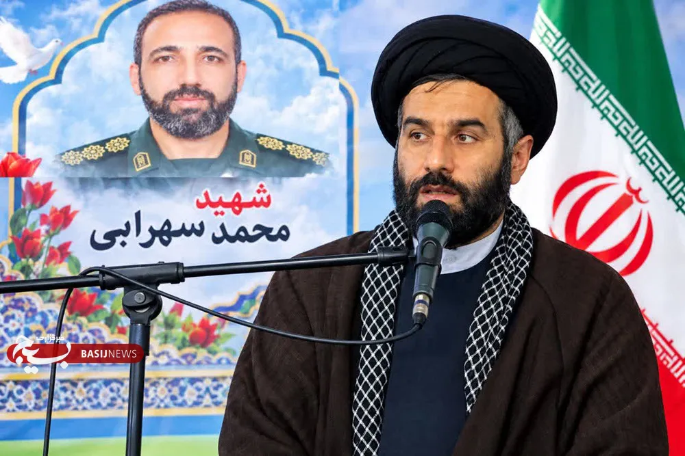 شهدا سرمایه ماندگار جامعه هستند شهدا سرمایه ماندگار جامعه هستند