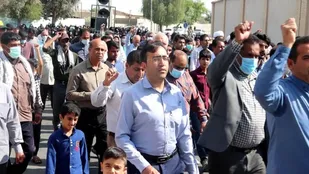 راهپیمایی مردم کهنوج با هدف محکومیت حمله تروریستی به حرم شاهچراغ (ع)