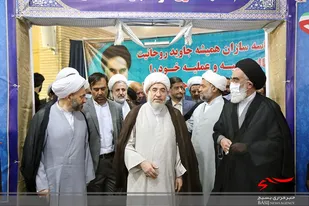 نمایشگاه ردای سرخ در قم آغاز به&zwnj;کار کرد