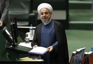 روحانی با دست پر به مجلس می آید