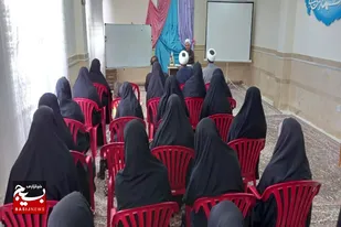 دیدار مسئول نمایندگی ولی فقیه در سپاه انصارالحسین(ع) با طلاب درگزین