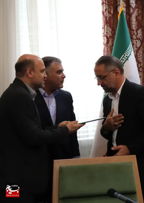 سردار سلیمانی رئیس سازمان بسیج مستضعفین طی حکمی، فرمانده جدید مرکز بسیج وزارتخانه نفت را منصوب نمود