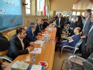 برگزاری میز خدمت دستگاه قضایی استان کهگیلویه و بویراحمد در مصلی نماز جمعه یاسوج