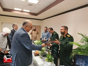 دیدار فرماندهی و مسئول دفتر نمایندگی، ولی فقیه سپاه شاهرود با مدیران و پرستاران بیمارستان&zwnj; بهار