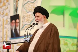 عزت امروز ایران نتیجه استقامت ملت است