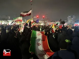 خروش مشهدی ها در سوگ رهبر شهیددر پنجمین شب متوالی