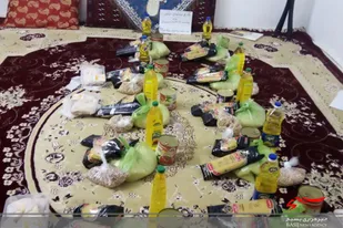 توزیع 12 بسته مواد غذایی در منطقه کوی بهداری شهرستان بجنورد