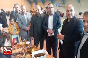 جشنواره و مسابقه پخت غذاهای سنتی و&nbsp;شیرینی در اسدآباد برگزار شد