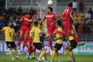 سپاهان با گل فولادی&zwnj;ها سه امتیاز گرفت/ اختلاف با سرخابی&zwnj;ها در صدر