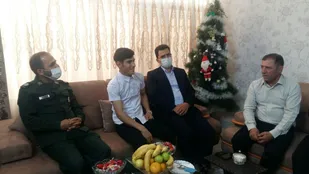 افتخارآفرینی شما نتیجه تربیت درست، لقمه حلال و دعای خیر پدر ومادرتان است