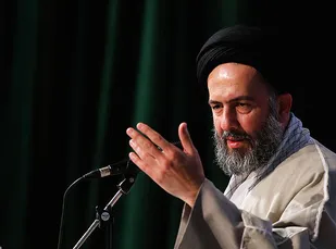 رسوا کردن فتنه گران دستور صریح آیه قران است