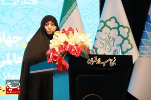 در دین ما الگو و فطرت برای بانوان وجود دارد/نیازی به فرهنگ غرب نداریم