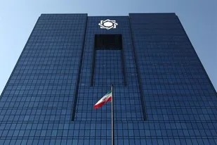 ثبات در بازار ارز حاکم می&zwnj;شود/نقدینگی در اردیبهشت ۳۰ درصد رشد کرد
