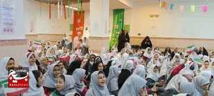 یادواره شهدا در دبستان ۹ دی پردیسان برگزار شد