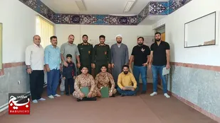 تجلیل از سربازان و بسیجیان نمونه در حوزه مقاومت حضرت امیر(ع) سپاه ناحیه عشایری
