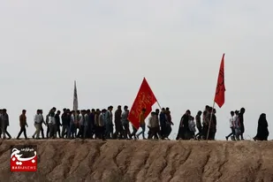 مس وجودت طلا می&zwnj;شود،اگر فاصله دلت را با شهدا کم کنی