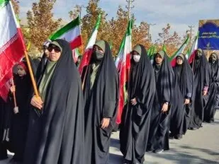 اجتماع هزاران نفری &ldquo;شکوه مقاومت بسیجیان&rdquo; پردیس برگزار شد