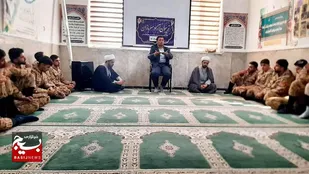 سربازان وظیفه سپاه آوج در تریبون آزاد