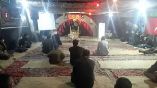 پنج شب شور و عزای حسینی در شهرستان تیران و کرون