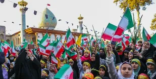۲ هزار نفر دانش آموزان ایلامی&zwnj;ها درحمایت از کودکان غزه تجمع کردند