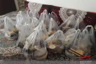 توزیع 20 بسته معیشتی  توسط حوزه مقاومت  بسیج ام الائمه ناحیه  زاهدان