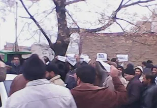 مسوولان در برابر برخورد عالمانه کامیونداران، جاهلانه برخورد کردند