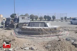 حرکت عمرانی ـ فرهنگی شهرداری ماهدشت؛ آغاز عملیات آرماتوربندی یادمان شهدای گمنام شهرک پیام