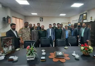 مسئولان بسیج فرهنگیان و دانش آموزی قم با مدیرکل آموزش و پرورش استان دیدار کردند+ تصاویر