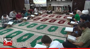 جمع خوانی قرآن کریم در ماه مبارک رمضان +فیلم