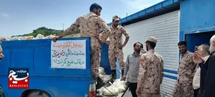 اهدای ۲۵۰ بسته معیشتی در مراغه به مناسبت سالگرد ارتحال امام